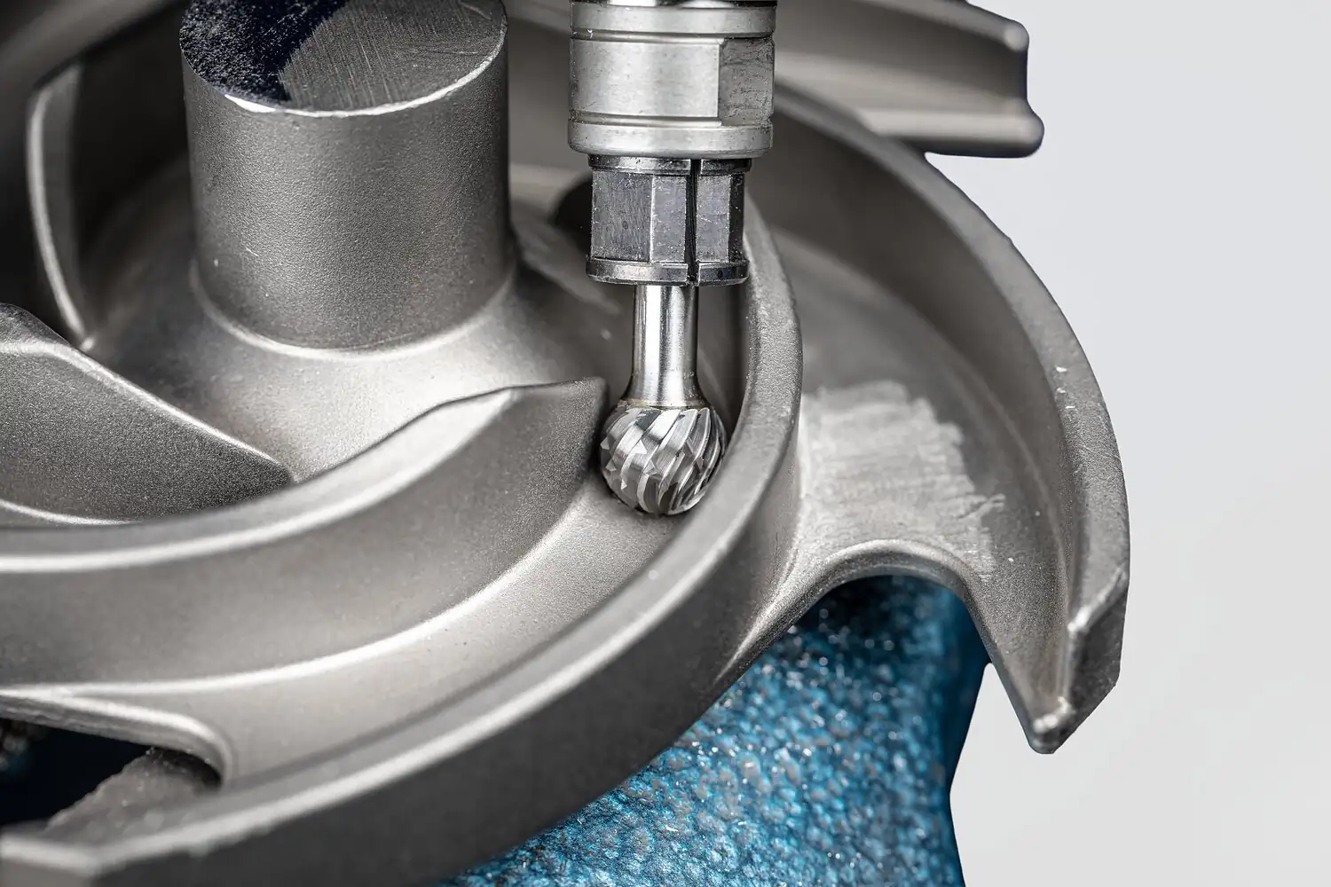 Freză biax din carbură metalică, formă sferică (KUD) KUD 1009/6 ALLROUND