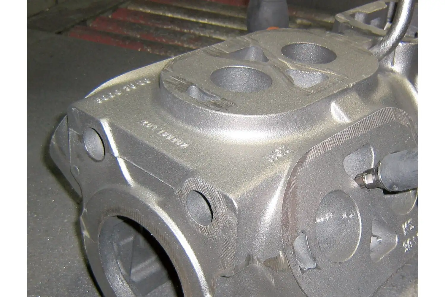 Freză biax din carbură metalică, formă de ogivă sferică (RBF) RBF 1225/6 TOUGH-S 2