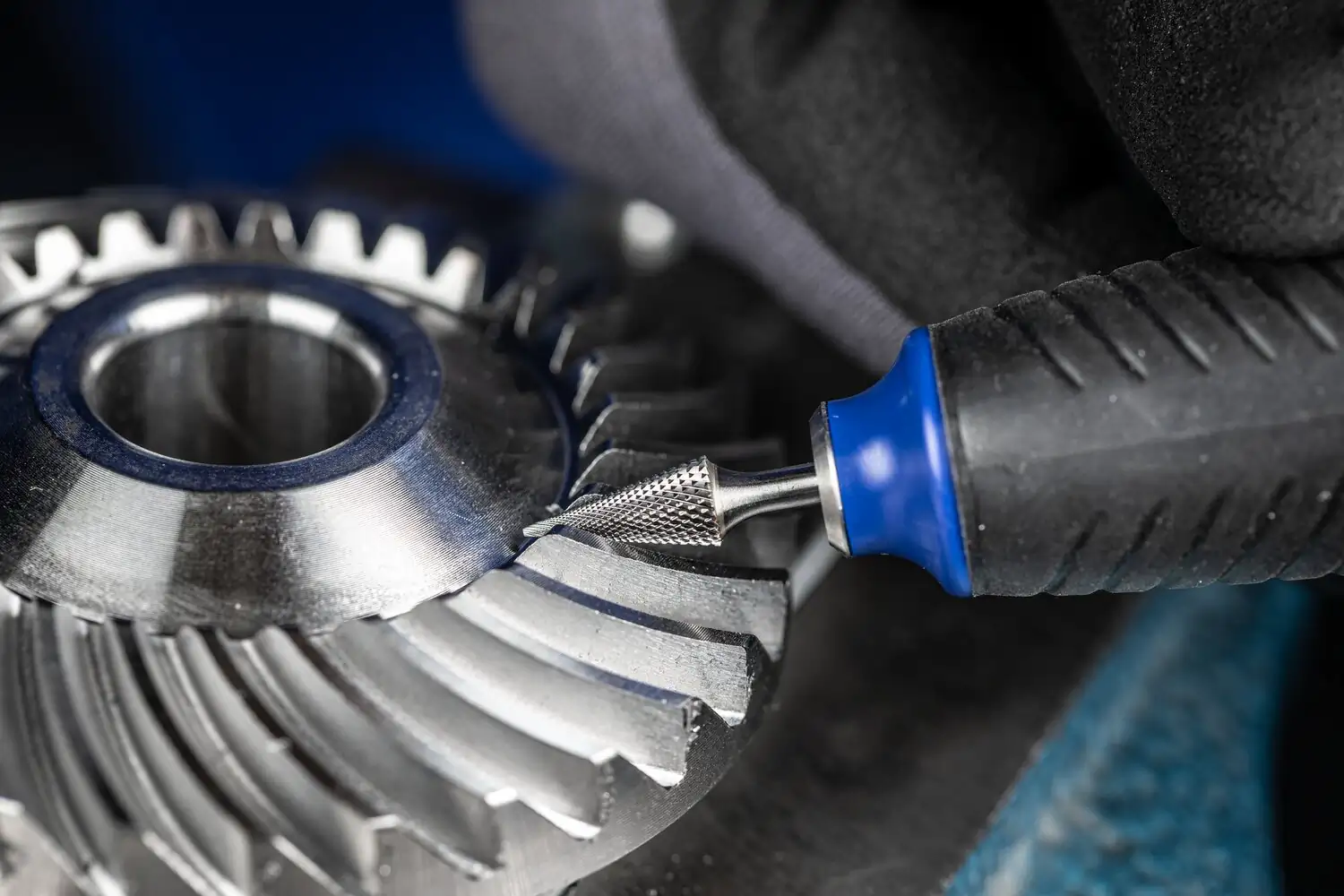 Freză biax din carbură metalică, formă conică ascuțită (SKM) SKM 0613/3 MICRO