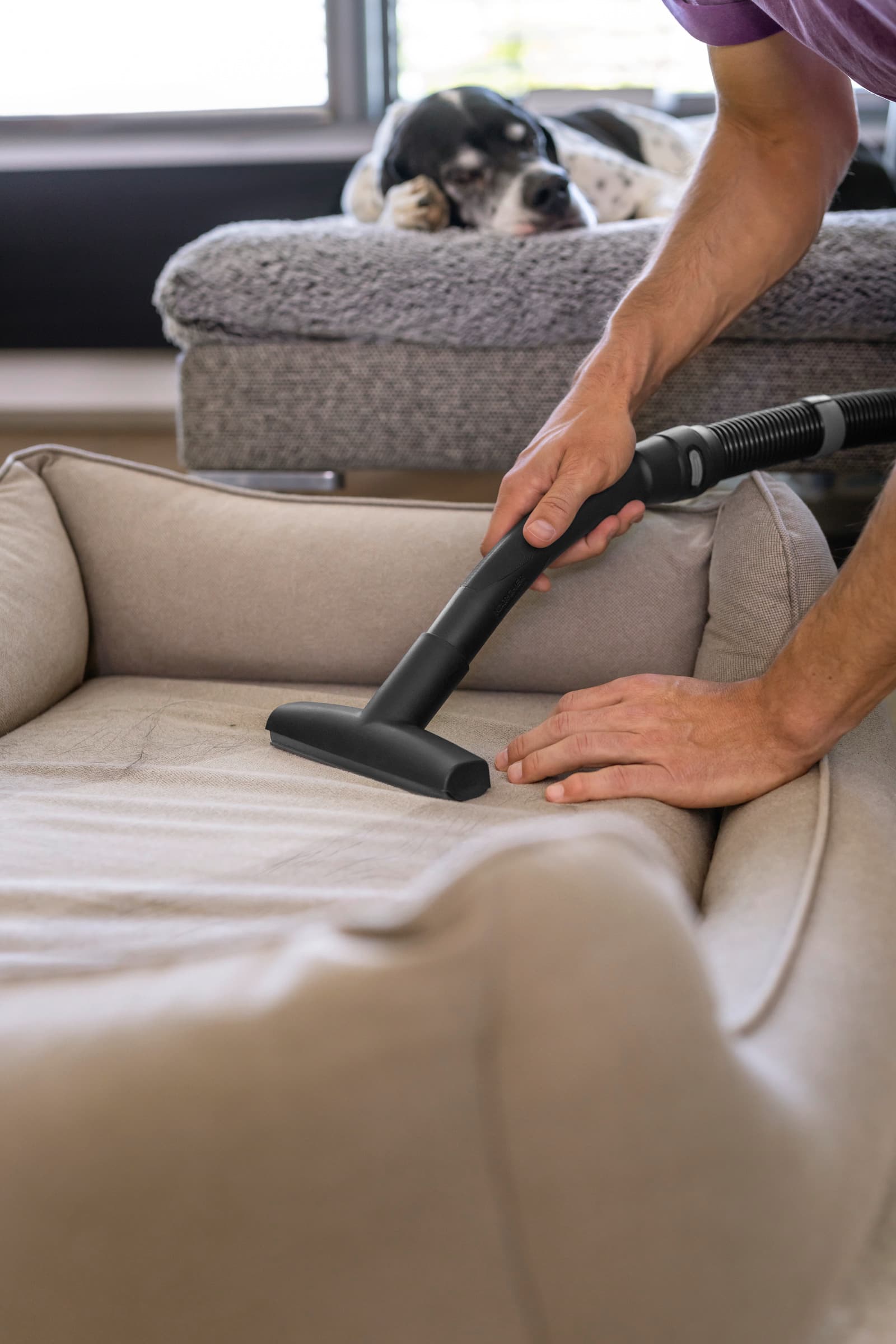 Upholstery nozzle for pet hair 4