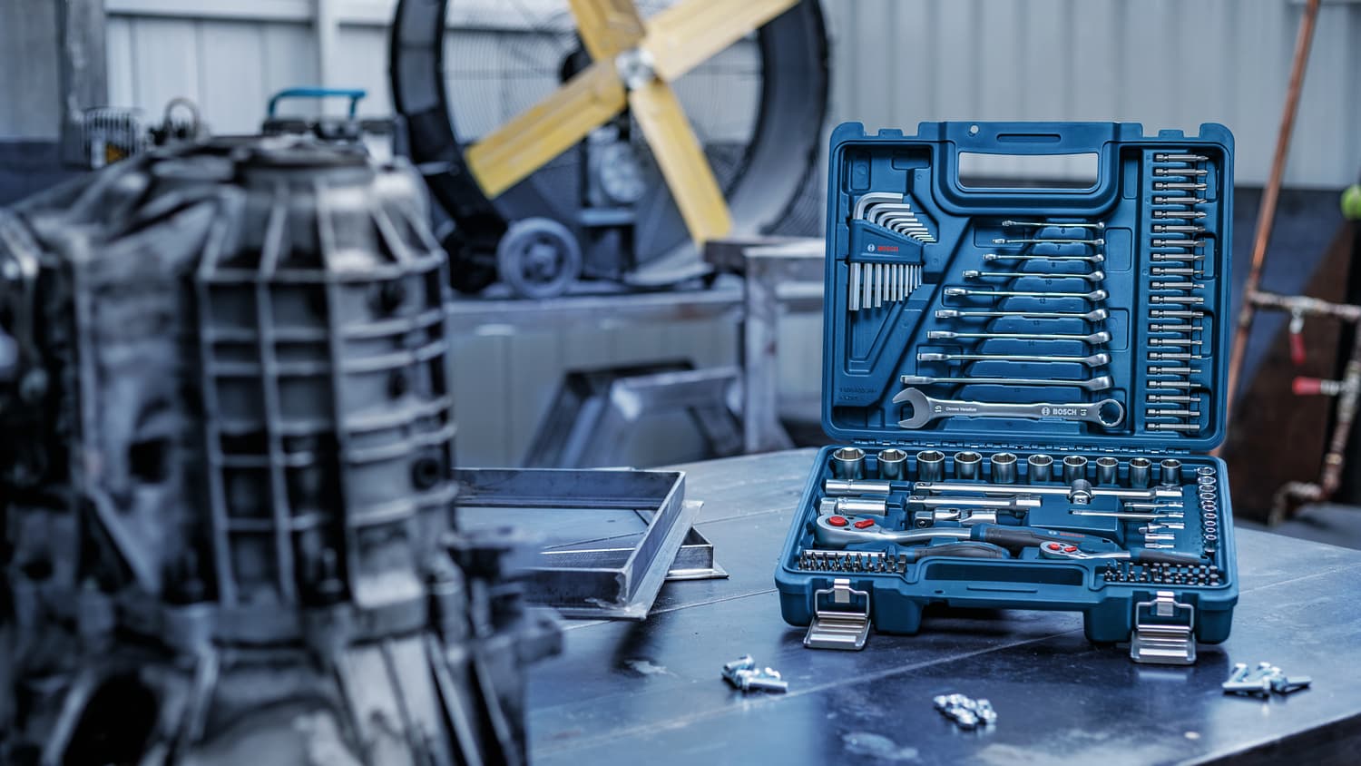 Set mixt de unelte manuale pentru forță și transfer ridicat de putere de la mână la unealtă
